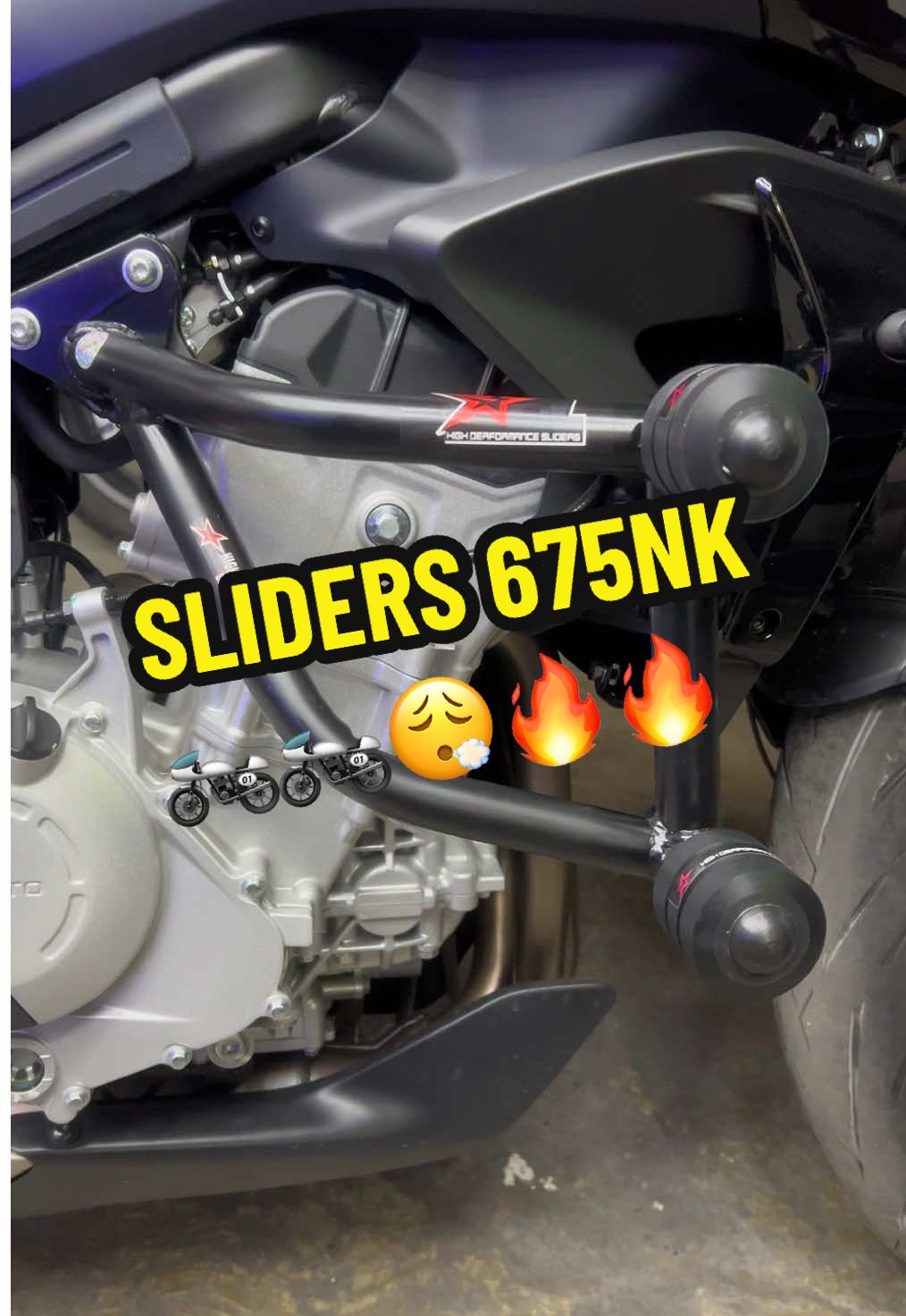 CFMOTO 675NK — protective frame sliders install
